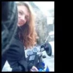 SUZUKI GSE500 |  DANI |  Silly Biker Girl protagonizada por un clásico Motorbike Fail