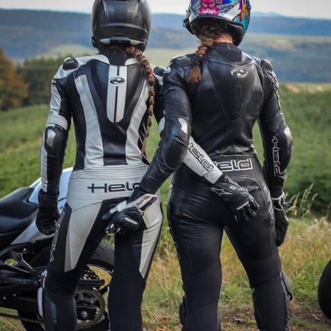 Chicas en moto