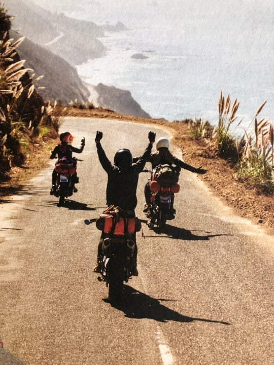 Chicas en moto: el estilo de vida de las mujeres motociclistas