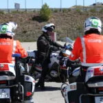 Dos mujeres de la Ertzaintza piden que cambien sus motos de 300 kg porque pesan demasiado