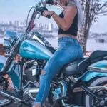 Chica motera del jueves 23 noviembre