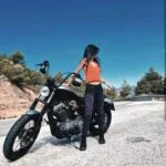 Chica motera del jueves 04 enero
