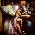 Chica motera del lunes 08 enero