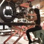Chica motera del martes 30 enero