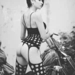 Chica motera del domingo 11 agosto