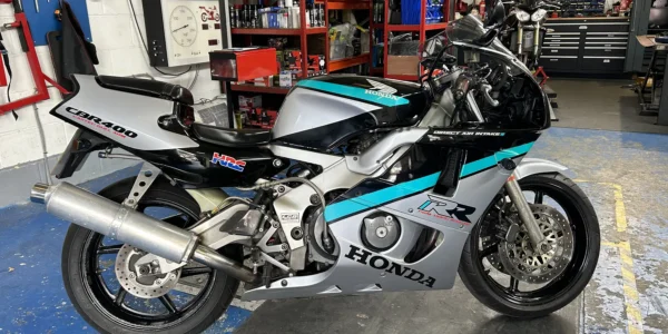 Consejos de mantenimiento y cuidado de invierno de motocicletas expertas