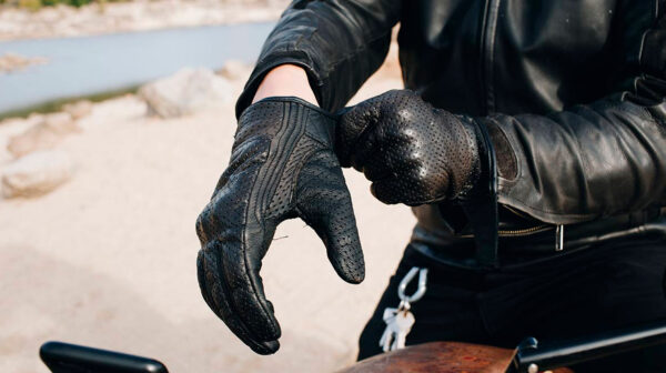 Guantes de moto: evolución y materiales de fabricación 3 Guantes de Moto | Fabricación