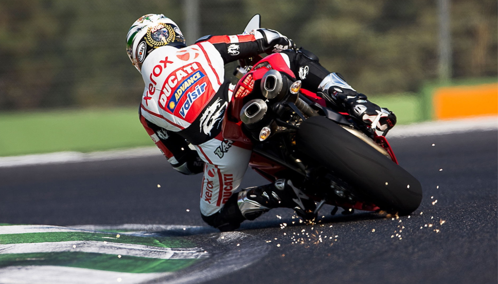 Mundial Superbike: motocicletas y pilotos icónicos que han marcado la historia del campeonato