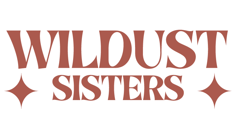 Wildust Sisters: Ropa motera femenina con estilo y sostenibilidad 1 Wildust Sisters - Soro Motorshow - Evento de motocicleta dedicado a las mujeres