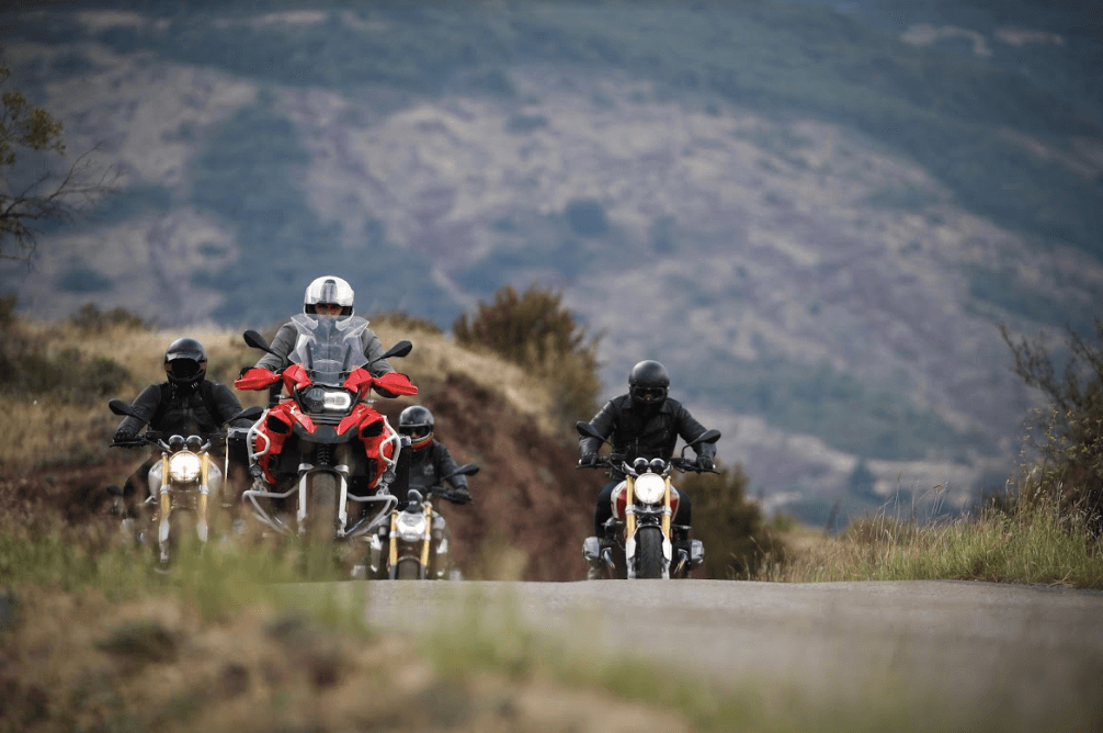 Los 4 pasos esenciales para preparar su carretera de motocicleta