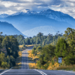 Las mejores rutas en moto para explorar Latinoamérica en 2025