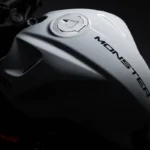 Ducati Monster 2026: Nueva generación con motor V2 y menos peso