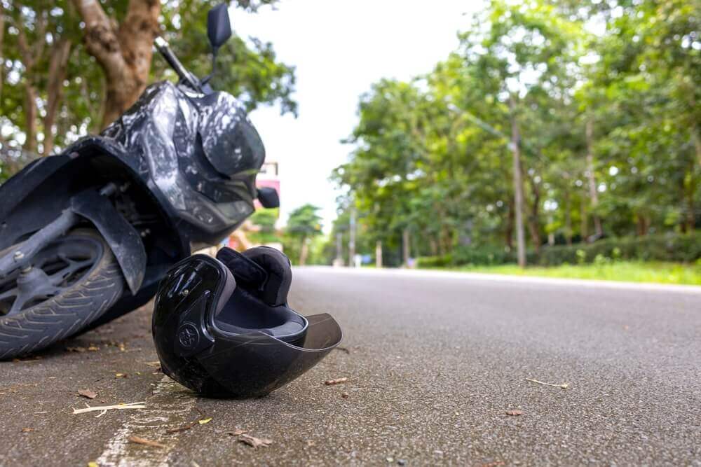 ¿Qué porcentaje de accidentes de motocicleta provocan lesiones o la muerte?