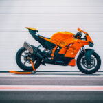 KTM 990 RC R: La Nueva Superdeportiva para Todos