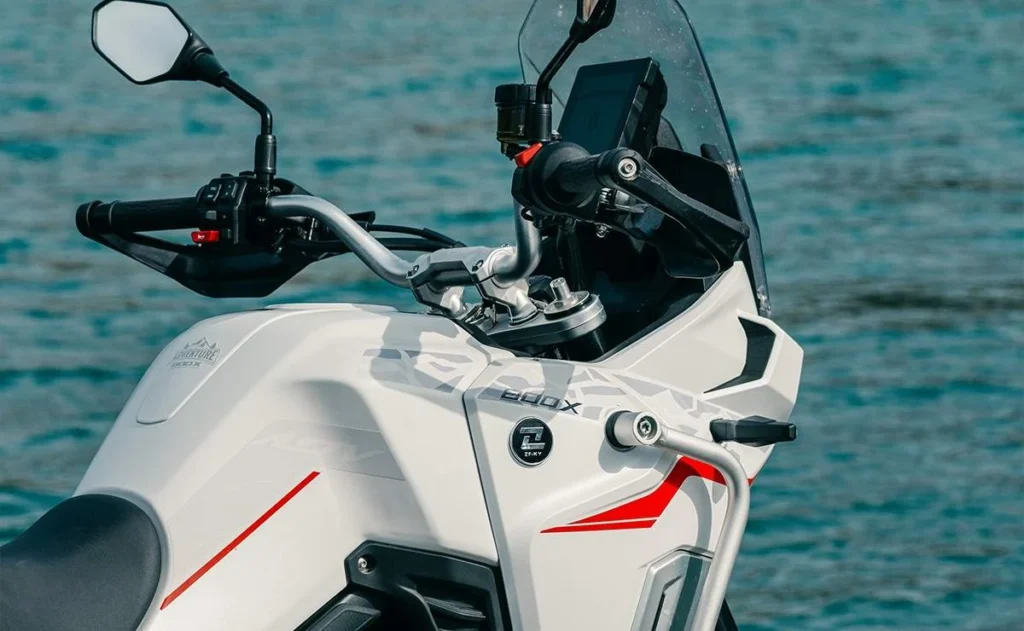 Kove 800X GT: La nueva sport-touring que desafía a Yamaha y BMW 1 ¡China apunta alto! Kove lanza la moto 800X GT para competir con Yamaha y BMW