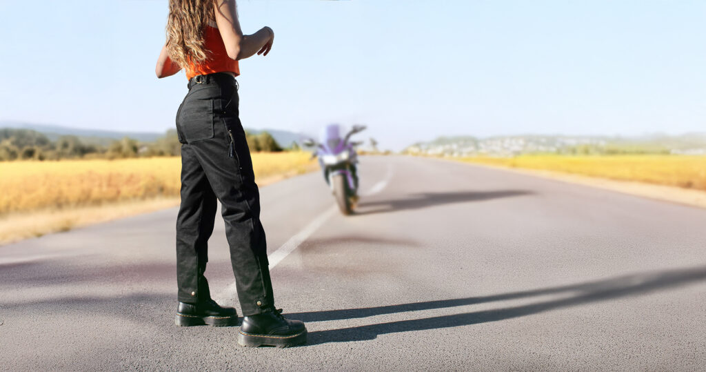 Los mejores pantalones de moto para mujer: estilo, seguridad y comodidad 🔥