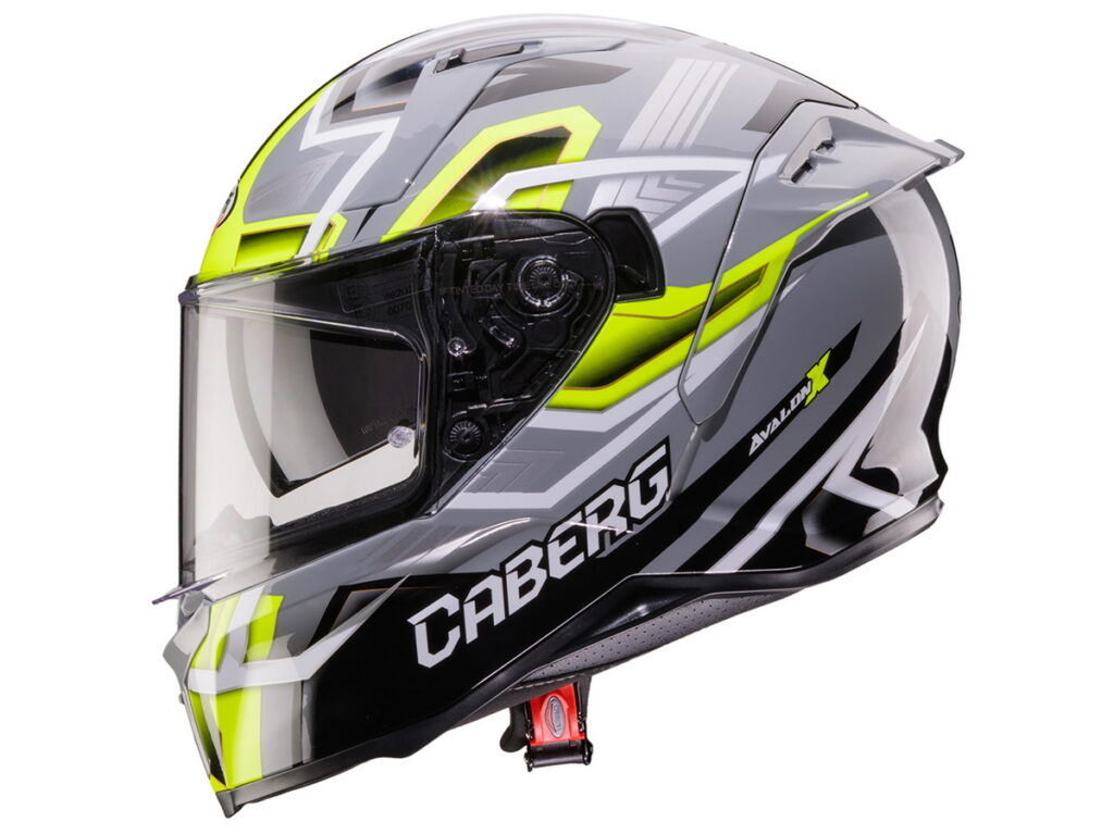 el casco integral que enciende la pasión de los jóvenes motociclistas