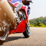 Distracciones en la conducción de motocicletas: un peligro real