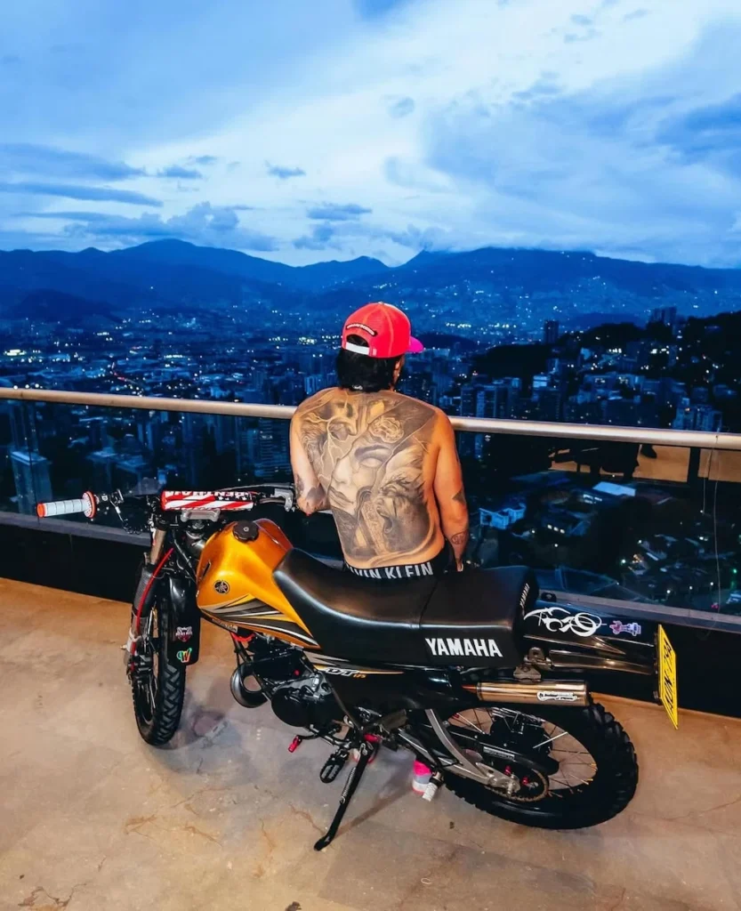 Las motos emblemáticas de Westcol: DT 175 y YZ 65 1 Westcol tiene esta moto única en Colombia.¿La conocías?