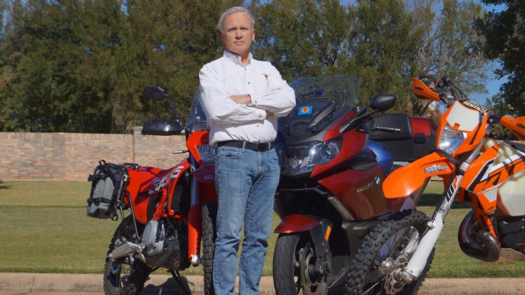 Mathew Grynwald, Motociclista del Año AMA 2025 por sus contribuciones al motociclismo 1 Mathew Grynwald nombrado motociclista del año AMA 2025