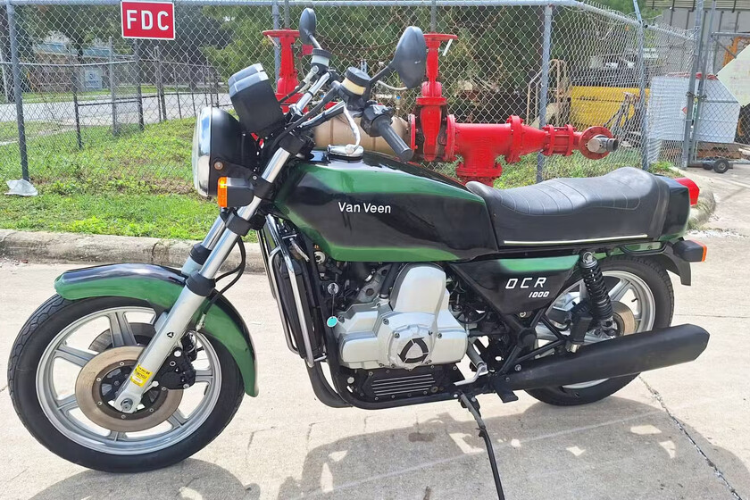 Van Veen OCR 1000: La superbike alemana que desafió a BMW 1 Existía una marca de motos alemana cuya única bestia era una obra maestra de 1.000 cc. Era tan bestia que ni BMW la olía cuando se ponía a 200 km/h