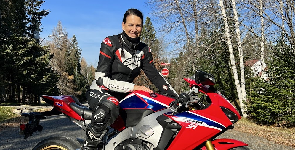 MC: 45 Años de Libertad y Pasión en el Motociclismo 1 MC, Mujer Motociclista: 45 Años de Libertad y Pasión