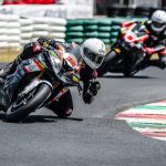 Mejora tu conducción en moto con cursos en pista