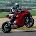 La seguridad en motos: Avances tecnológicos imprescindibles