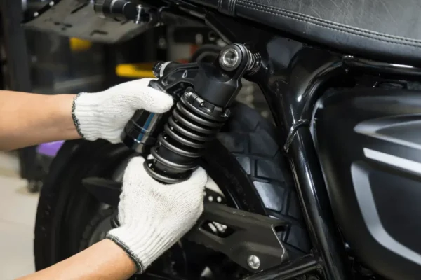 Ajusta la suspensión de tu moto para mayor confort y seguridad 2 Guía para ajustar la suspensión de tu moto