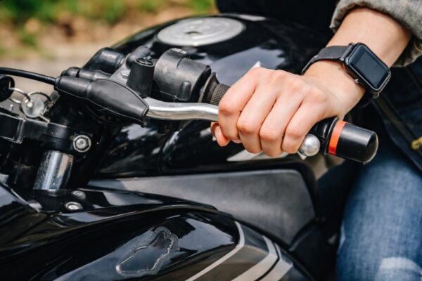 Errores comunes al usar el embrague en el examen de moto 4 carnet moto correos ▷ Carnet A1 para una plaza de las oposiciones Correos