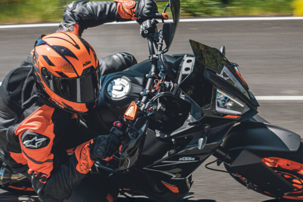 KTM muestra señales de recuperación con un aumento del 60% en ventas de motos 2 en poco más de un año ya venden casi el doble de motos. Son el ejemplo de cómo salir de una de las crisis más bestias de la historia