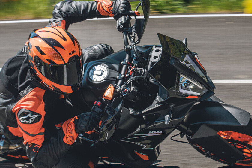 KTM muestra señales de recuperación con un aumento del 60% en ventas de motos 1 en poco más de un año ya venden casi el doble de motos. Son el ejemplo de cómo salir de una de las crisis más bestias de la historia