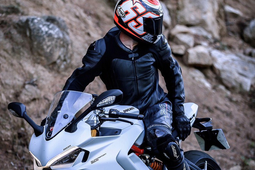 La historia detrás de los cascos Arai: seguridad y pasión 1 Así nacieron los cascos de moto más famosos del mundo