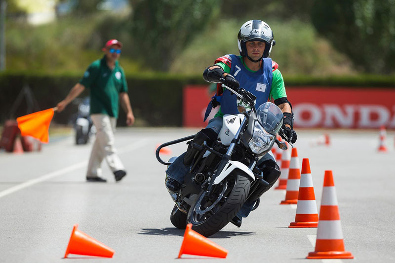 Consejos para aprobar el examen de circulación en moto 1 carnet moto correos ▷ Carnet A1 para una plaza de las oposiciones Correos