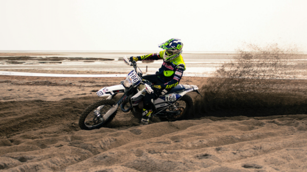 Esfuerzo físico necesario para conducir una moto 2 ¿Cuánto esfuerzo físico requiere conducir una moto?